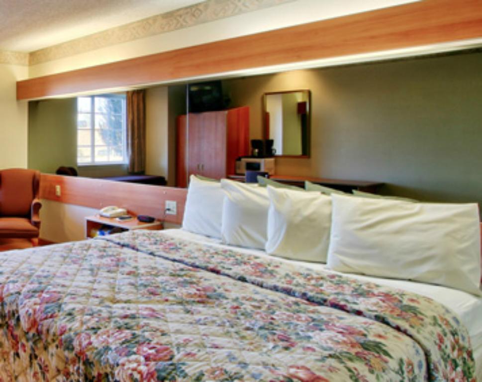 Western Skies Inn & Suites Los Lunas ภายนอก รูปภาพ
