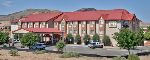Western Skies Inn & Suites Los Lunas ภายนอก รูปภาพ